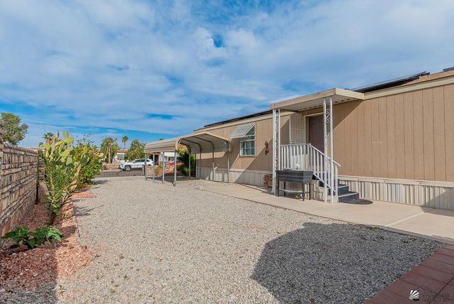 13729 E 49 Dr, Yuma, AZ 85367