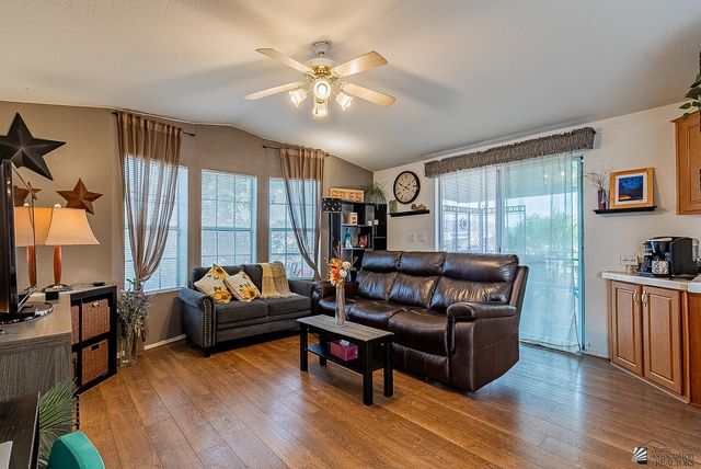 13729 E 49 Dr, Yuma, AZ 85367