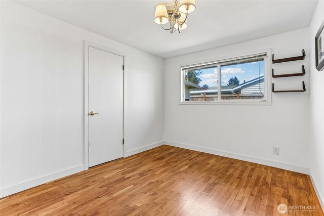 16966 121st Avenue SE, Renton, WA 98058