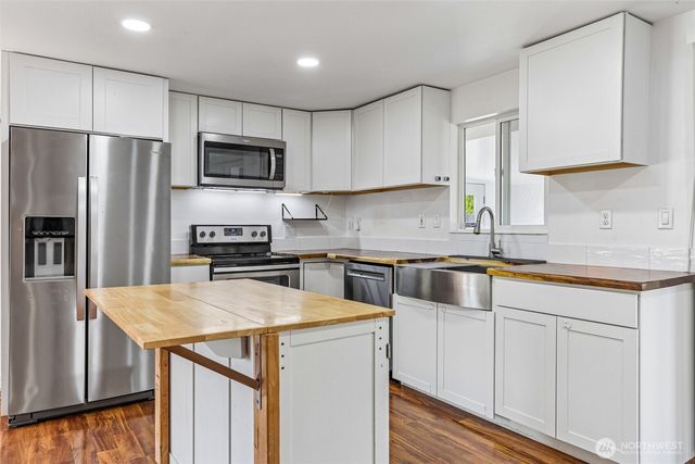 16966 121st Avenue SE, Renton, WA 98058