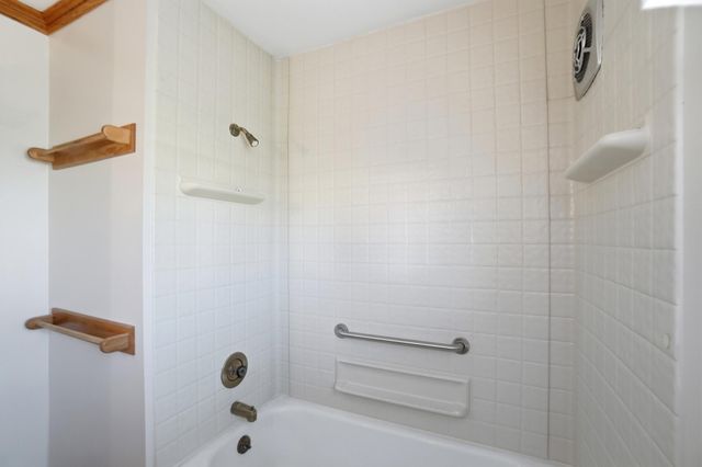 827 Snowhill Boulevard 827 Snowhill Boulevard, Springfield, OH 45504