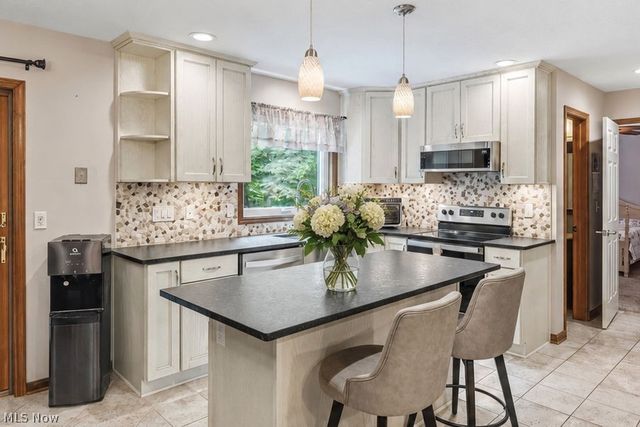 5196 Linda Drive, Medina, OH 44256