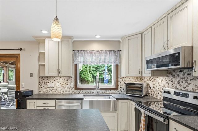 5196 Linda Drive, Medina, OH 44256