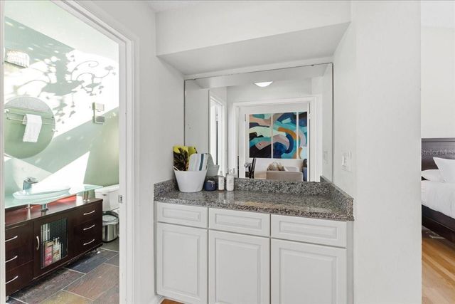 6061 BAHIA DEL MAR BOULEVARD 207, St Petersburg, FL 33715