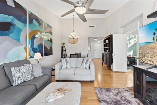 6061 BAHIA DEL MAR BOULEVARD 207, St Petersburg, FL 33715