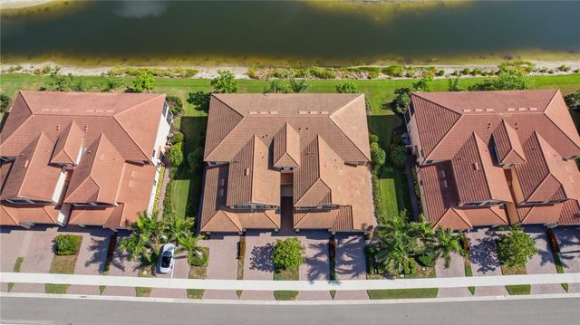10792 TARFLOWER DRIVE 102, Venice, FL 34293