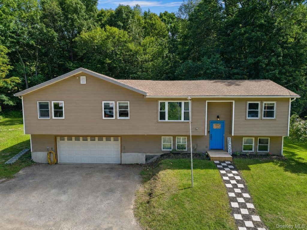 22 Hill View Road, New Windsor, NY 12553 — exterior