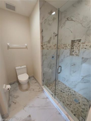 3268 Amanda LN 3, Naples, FL 34109