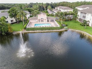 3268 Amanda LN 3, Naples, FL 34109