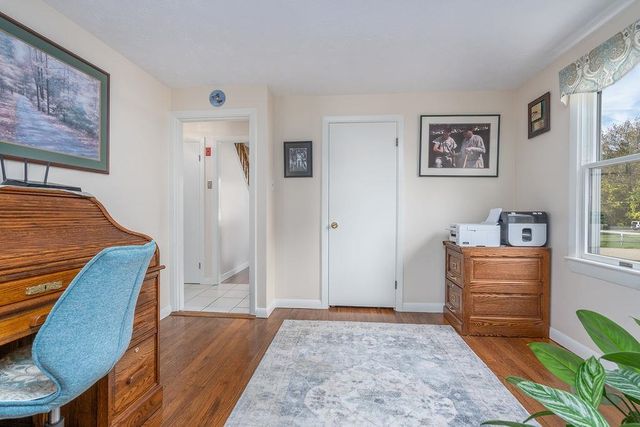 27 Hampshire Avenue, Rochester, NH 03867