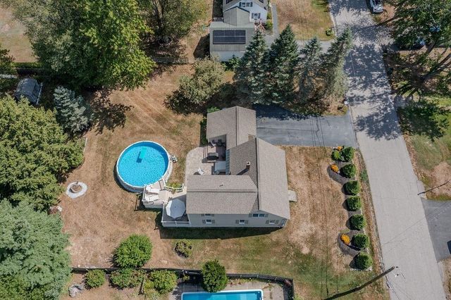 27 Hampshire Avenue, Rochester, NH 03867