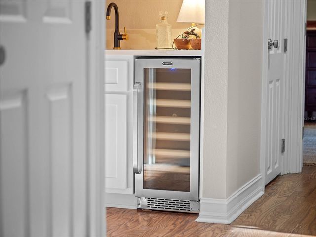 6037 LAKE ERIE ROAD, Groveland, FL 34736