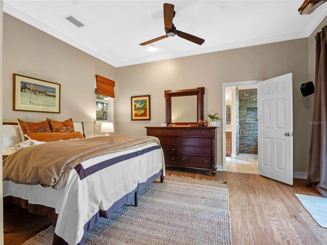 6037 LAKE ERIE ROAD, Groveland, FL 34736