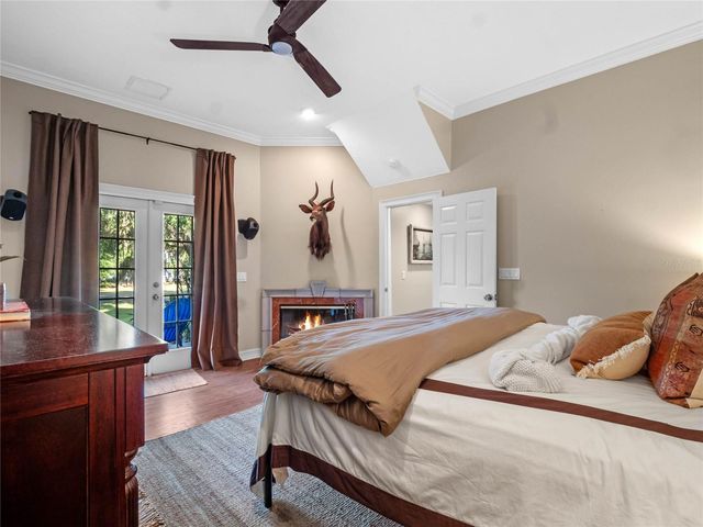 6037 LAKE ERIE ROAD, Groveland, FL 34736