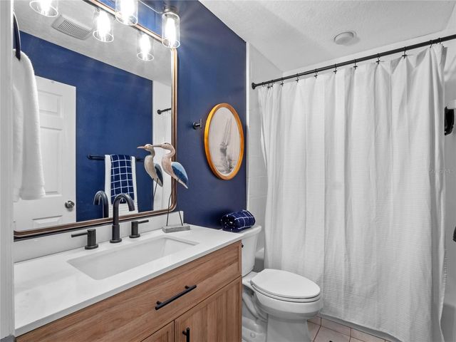 6037 LAKE ERIE ROAD, Groveland, FL 34736