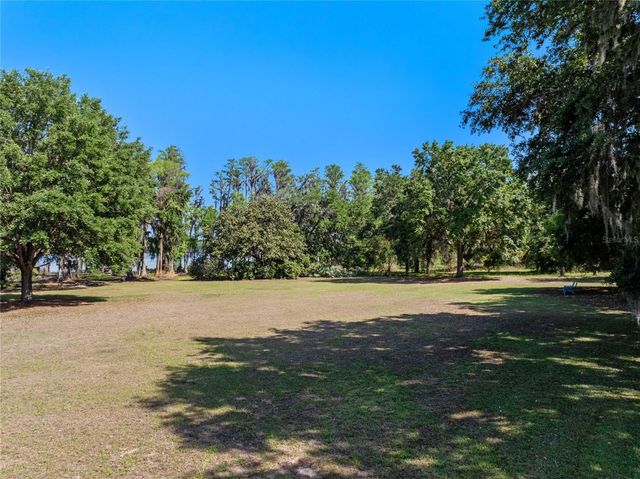 6037 LAKE ERIE ROAD, Groveland, FL 34736