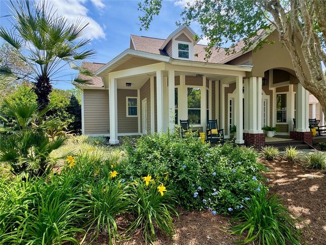 6037 LAKE ERIE ROAD, Groveland, FL 34736