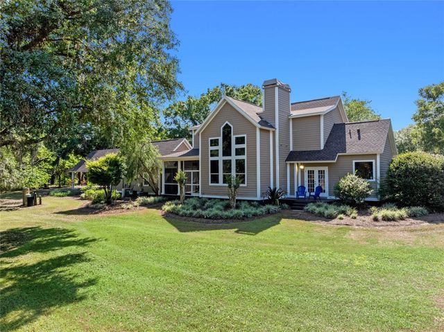 6037 LAKE ERIE ROAD, Groveland, FL 34736