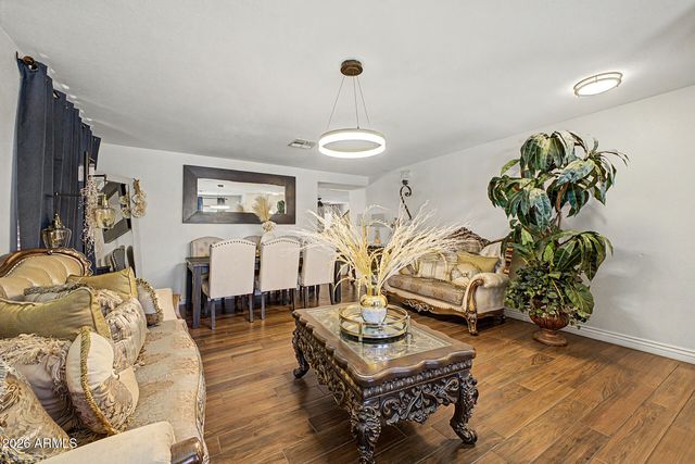 2165 S LUTHER Avenue, Mesa, AZ 85209