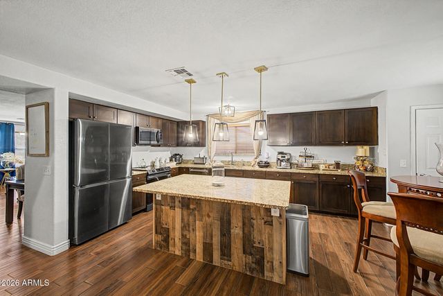 2165 S LUTHER Avenue, Mesa, AZ 85209