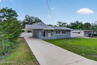 1364 DOMAS Drive, Jacksonville, FL 32211
