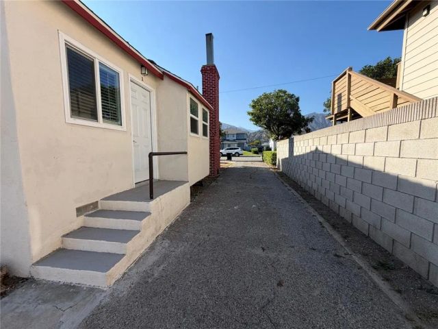 920 W Olive Avenue 1, Monrovia, CA 91016