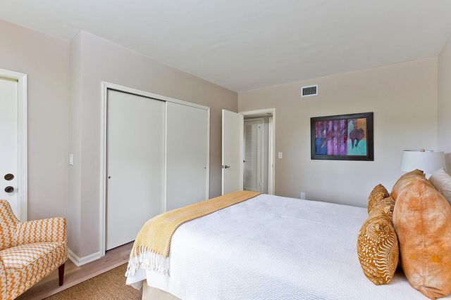11397 Pond View Drive E102, Wellington, FL 33414