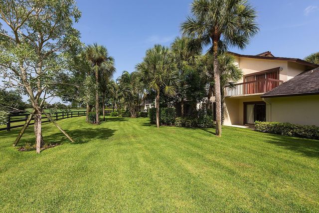 11397 Pond View Drive E102, Wellington, FL 33414