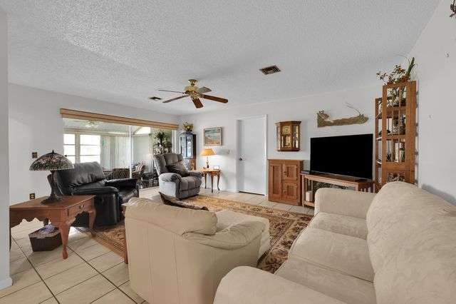 515 Ponderosa Drive 42a, Fort Pierce, FL 34982