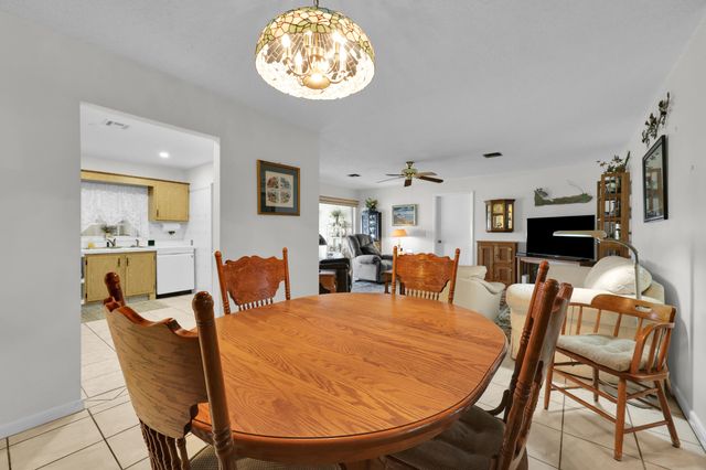 515 Ponderosa Drive 42a, Fort Pierce, FL 34982