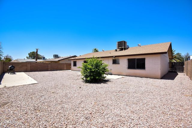 6525 W Mercer Lane, Glendale, AZ 85304