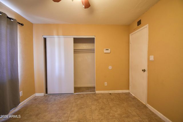 6525 W Mercer Lane, Glendale, AZ 85304