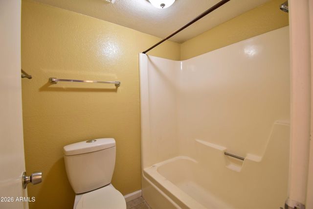 6525 W Mercer Lane, Glendale, AZ 85304