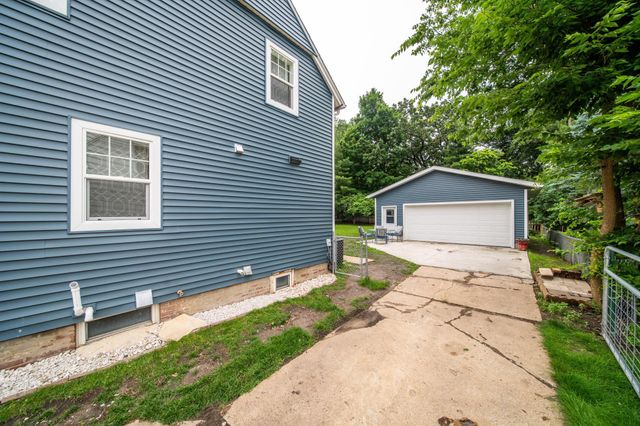 1516 5th Street SW, Rochester, MN 55902