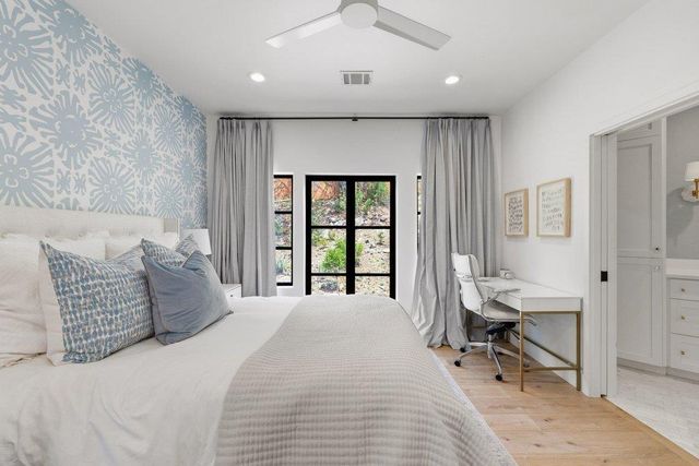 3913 Bonnell DR, Austin, TX 78731