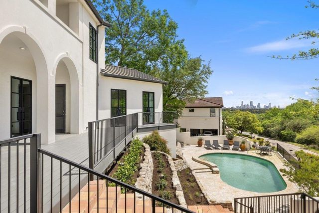3913 Bonnell DR, Austin, TX 78731