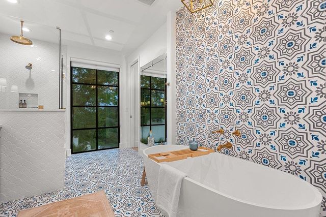 3913 Bonnell DR, Austin, TX 78731