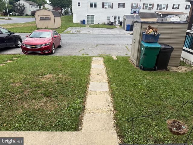 527 LINDEN ST, Leesport, PA 19533
