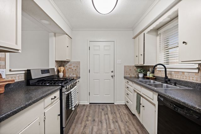 3306 Bonnie Lea Street, Greenville, TX 75402