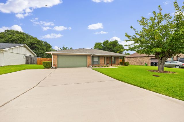 3306 Bonnie Lea Street, Greenville, TX 75402