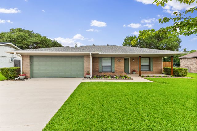 3306 Bonnie Lea Street, Greenville, TX 75402