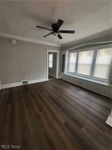 1842 Colonnade Road UP, Cleveland, OH 44112