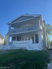 1842 Colonnade Road UP, Cleveland, OH 44112