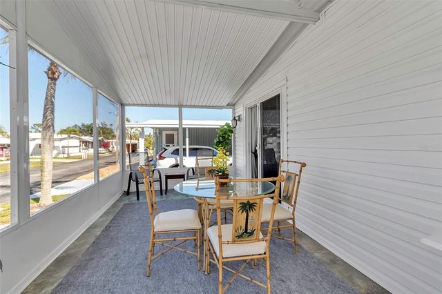 94 ANNE BONNY CIRCLE, Nokomis, FL 34275