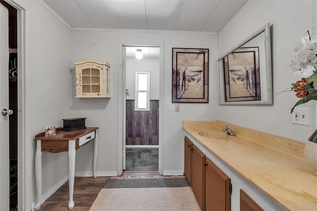 94 ANNE BONNY CIRCLE, Nokomis, FL 34275