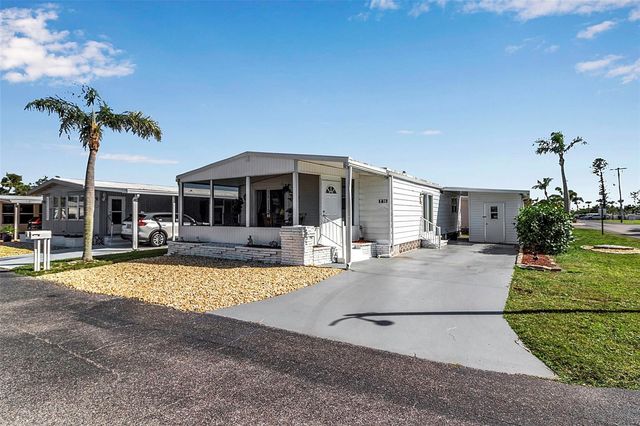 94 ANNE BONNY CIRCLE, Nokomis, FL 34275