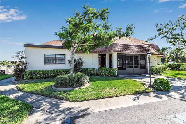 94 ANNE BONNY CIRCLE, Nokomis, FL 34275