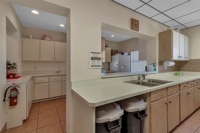 94 ANNE BONNY CIRCLE, Nokomis, FL 34275