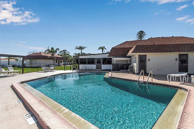 94 ANNE BONNY CIRCLE, Nokomis, FL 34275