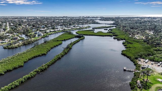 94 ANNE BONNY CIRCLE, Nokomis, FL 34275